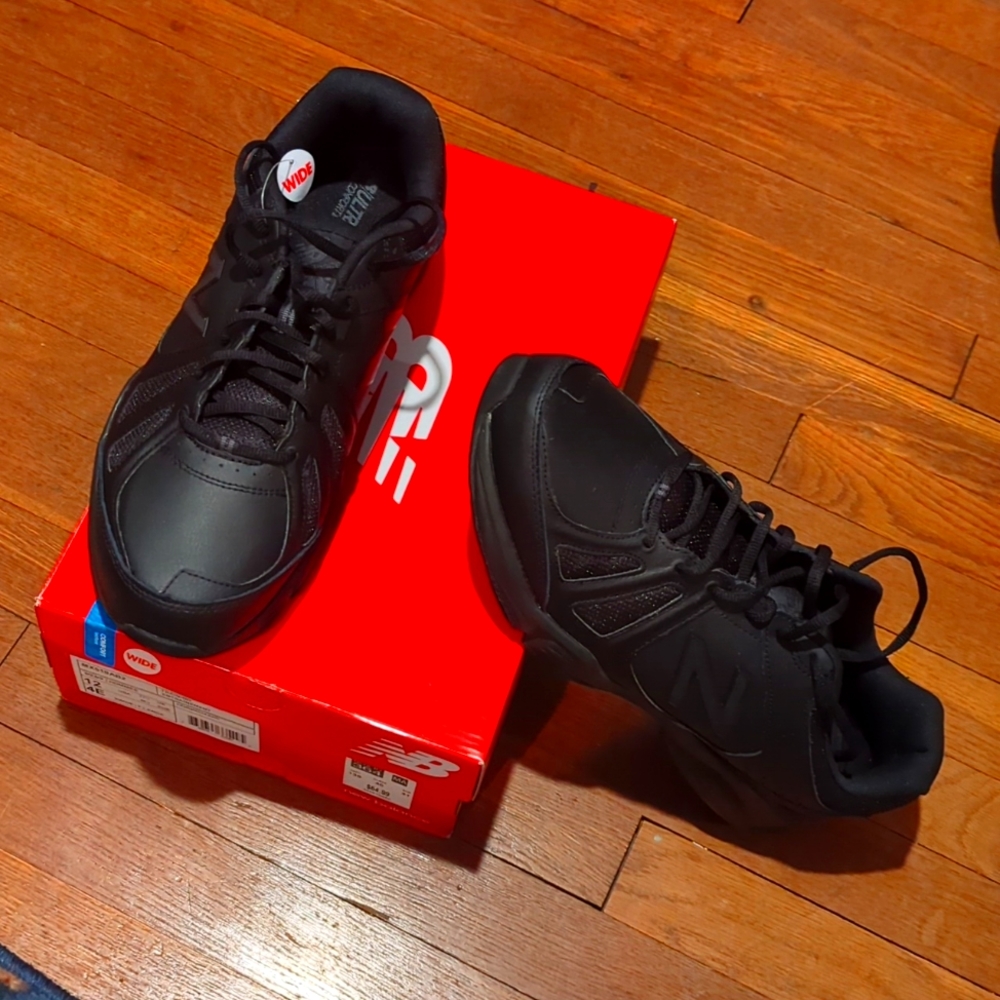 Black New Balance Mens Sneakers